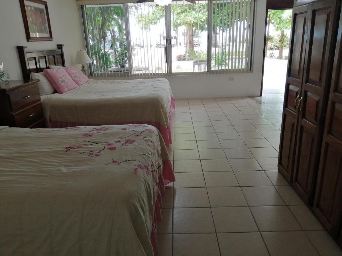 Freedom Shores "La Gringa" Hotel - Universally Designed Isla Aguada 외부 사진