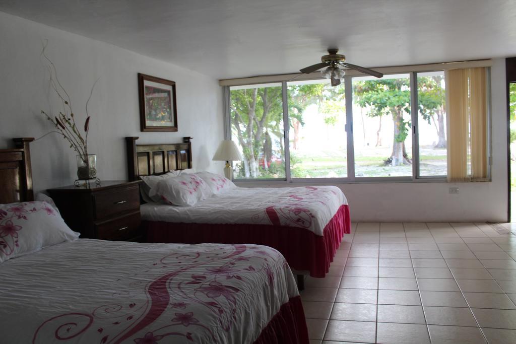 Freedom Shores "La Gringa" Hotel - Universally Designed Isla Aguada 외부 사진